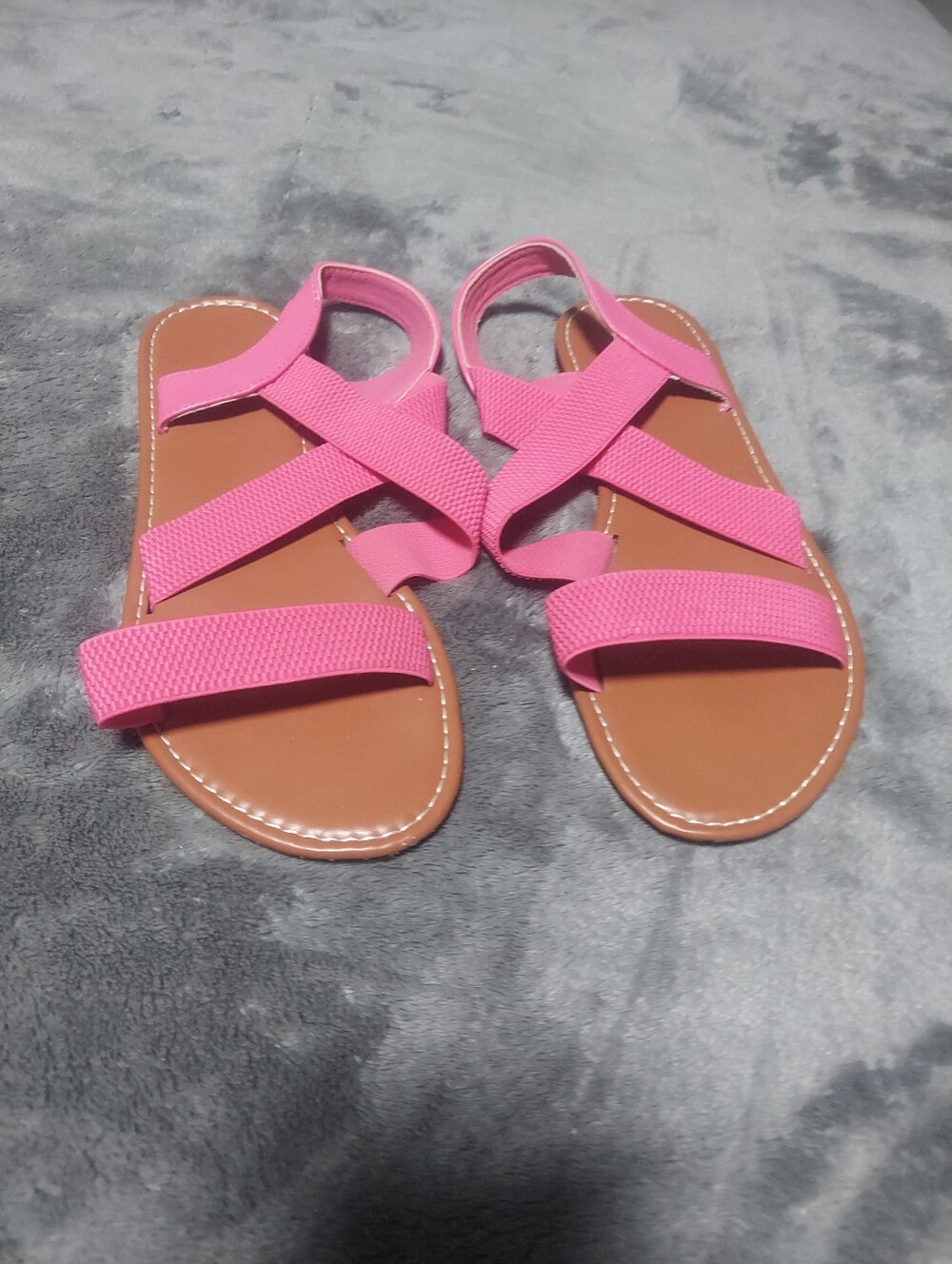 SHEIN Pink Crisscross Strap Flat Sandals